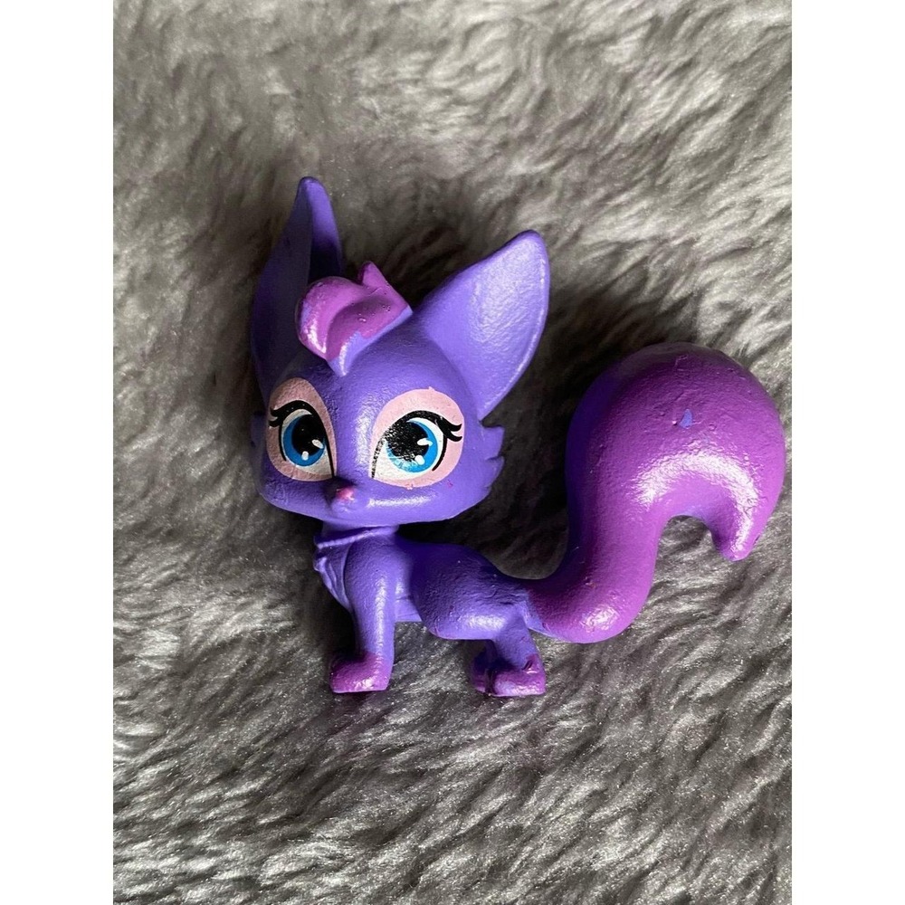 LPS Purple Littlest Pet Shop Miniature 1.5" Kitty Cat s22